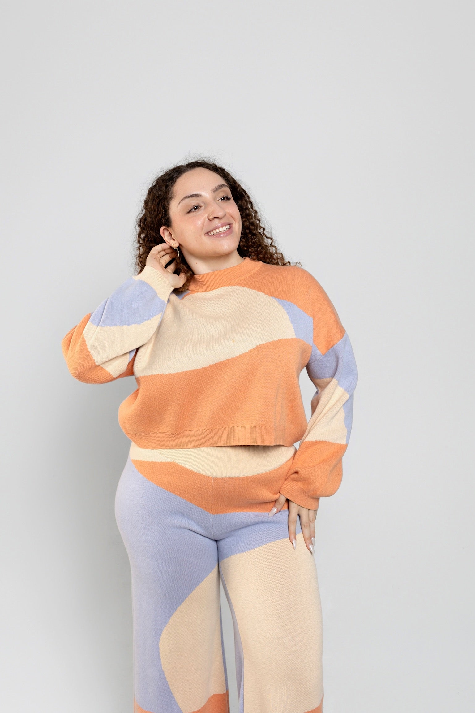 Nala Cropped Crewneck Sweater In Desert Sunset
