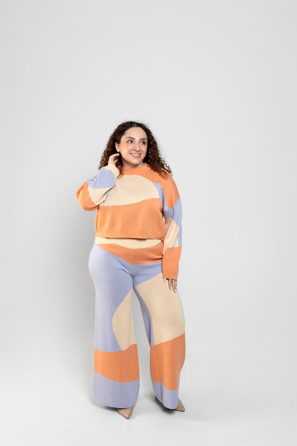 Nala Cropped Crewneck Sweater In Desert Sunset