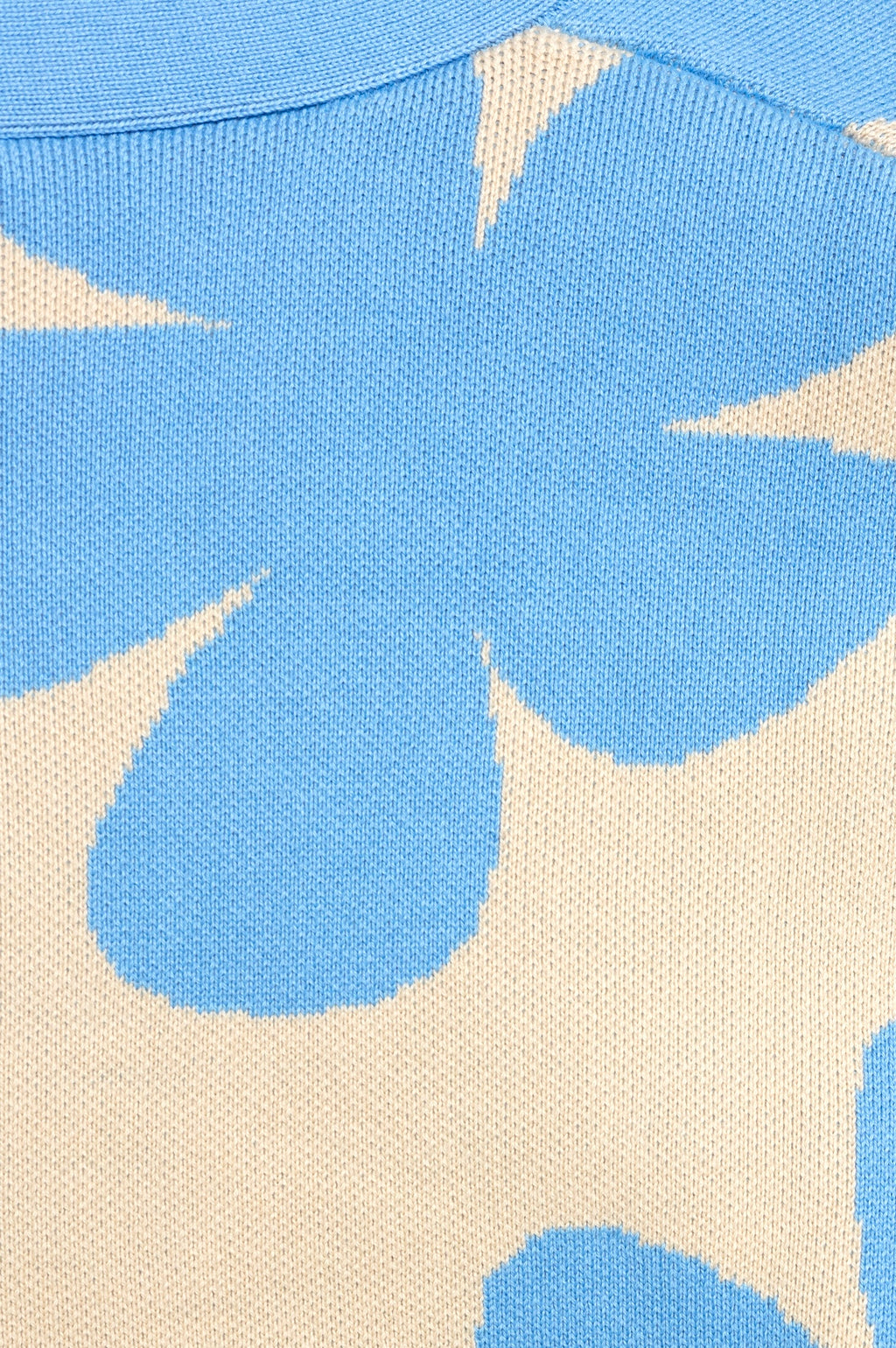Ivy Drop Shoulder Cardigan In Blue And Cream Daisy Print