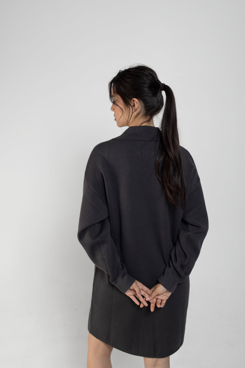Ari Long Knit Shacket In Charcoal