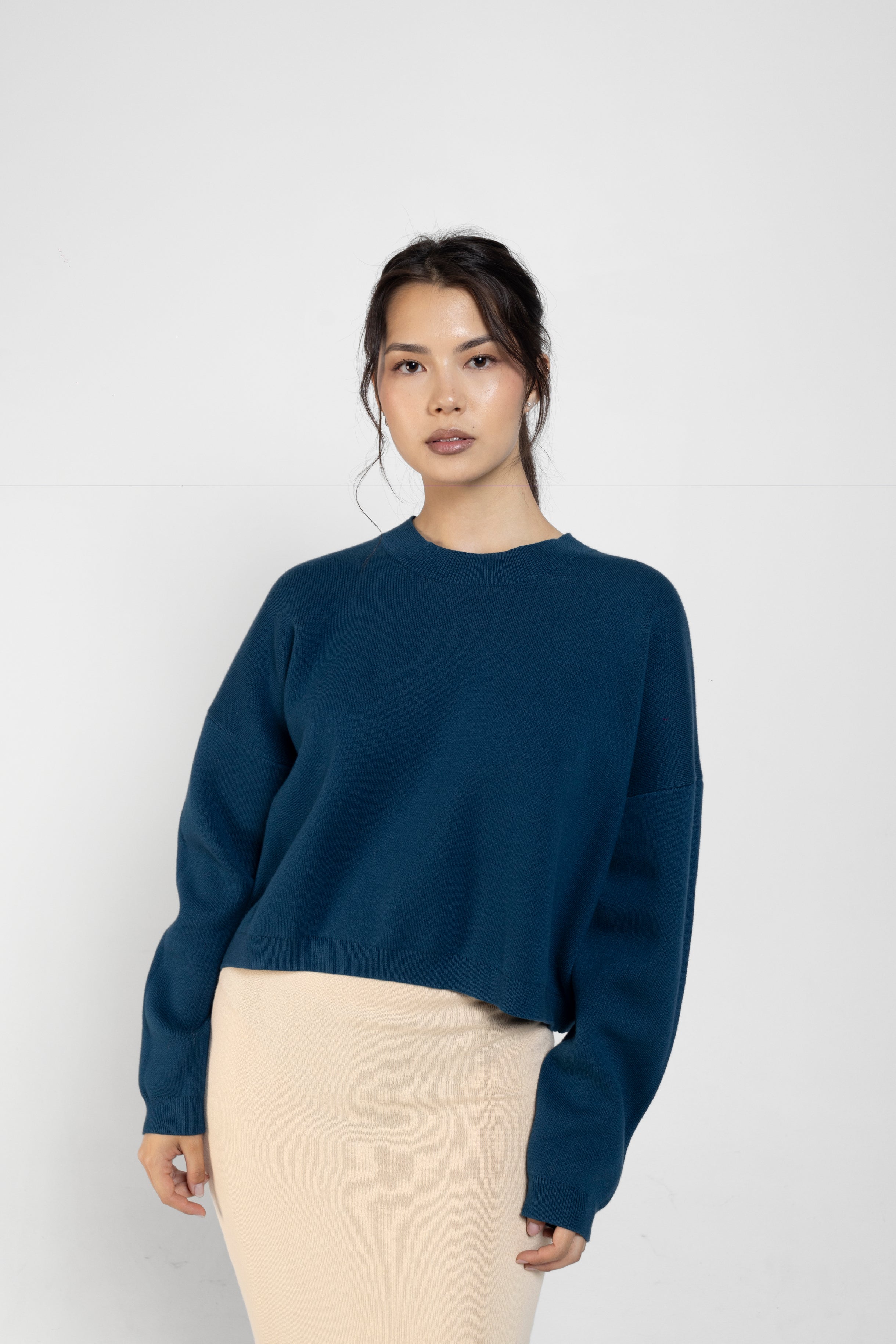 Nala Cropped Crewneck Sweater In Midnight Blue