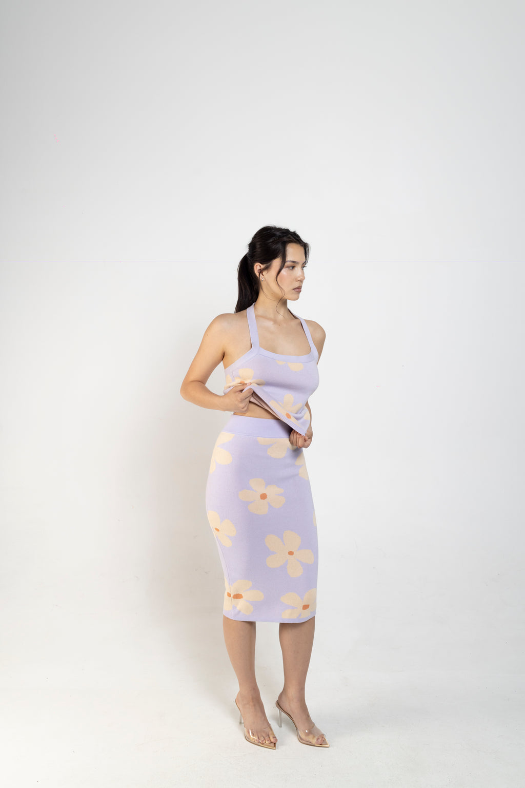 Luma Fitted Midi Skirt In Lilac Daisy Print