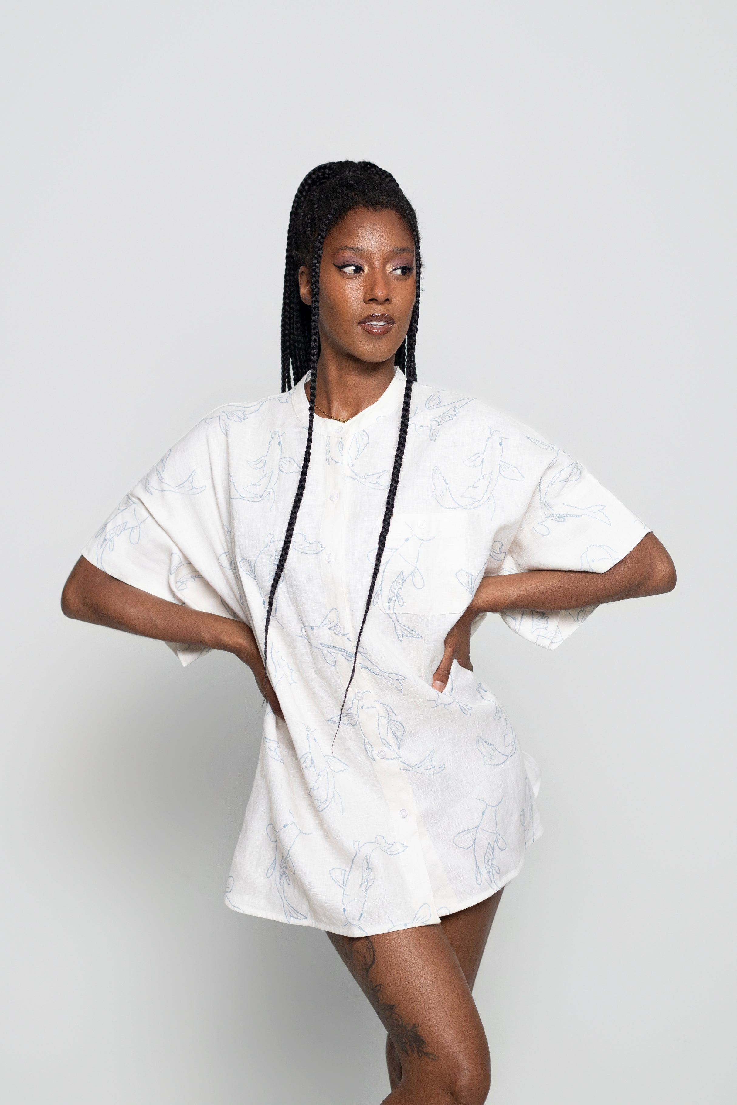 Acting Koi Boxy Linen Shirt Dress In White And Blue