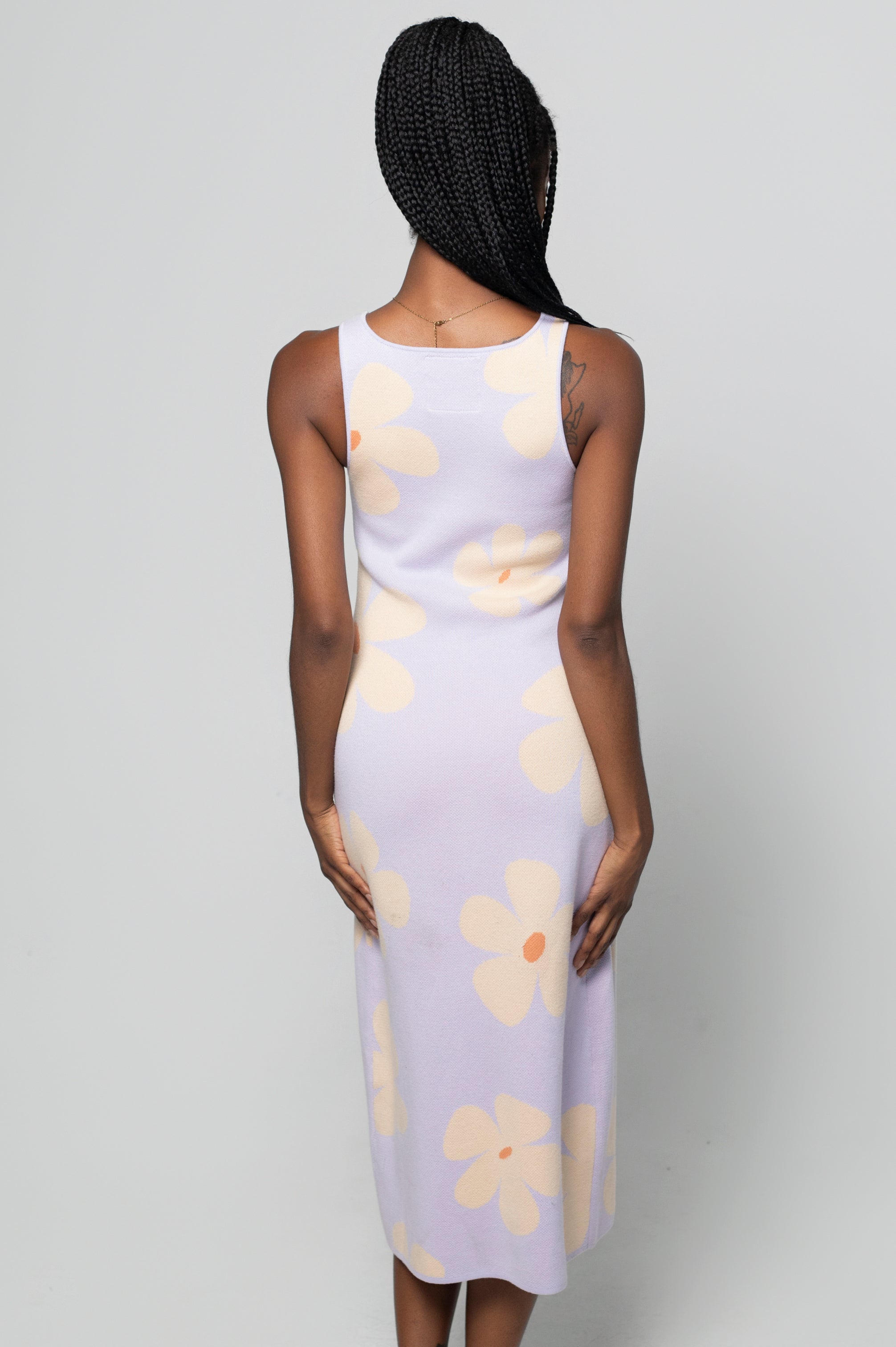 Essentia Fitted Knit Dress In Lilac Daisy Print