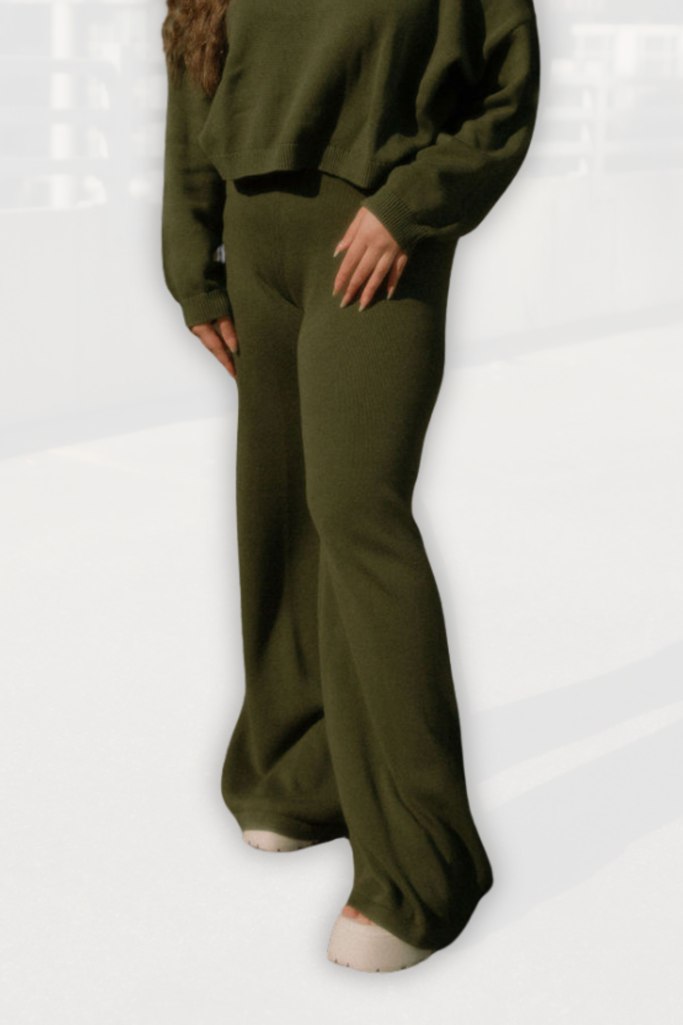 Farah Wide Leg Knit Pants in Forest Green