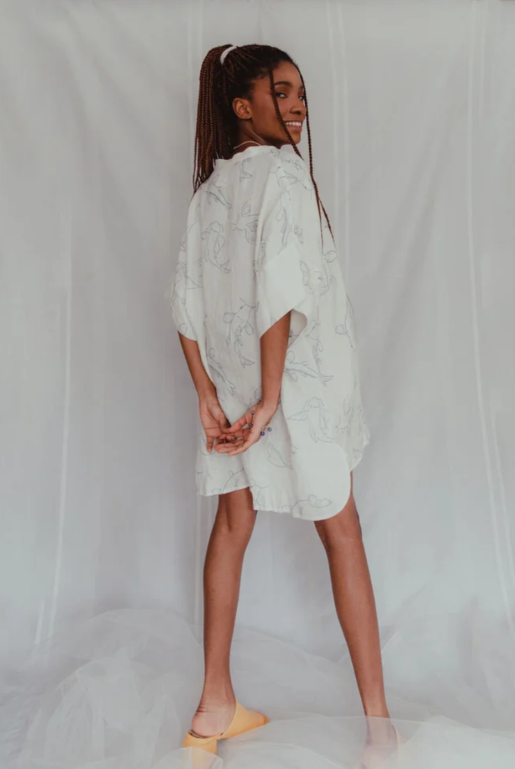 Acting Koi Boxy Linen Shirt Dress In White And Blue