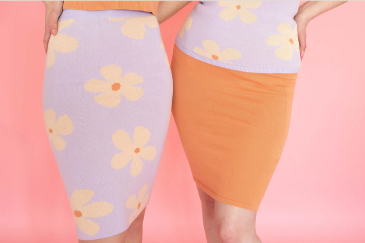 Luma Fitted Midi Skirt In Coral