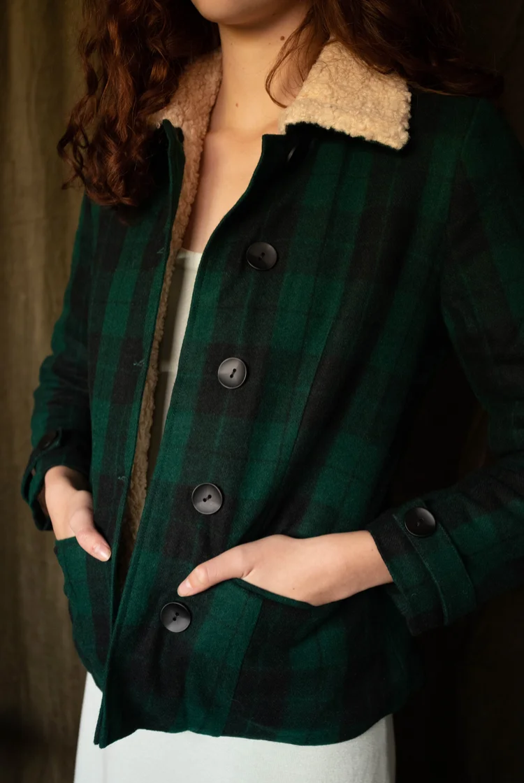 Eloise Boucle Lined Cropped Jacket In Green Plaid