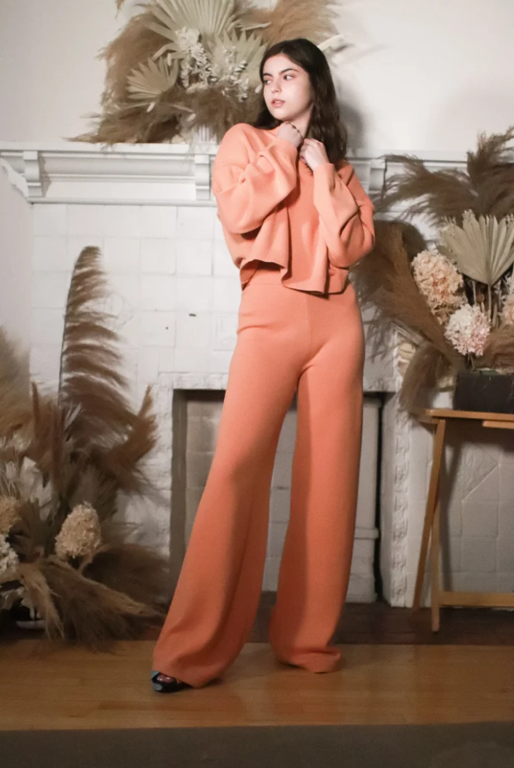 Farah Wide Leg Knit Pants In Coral