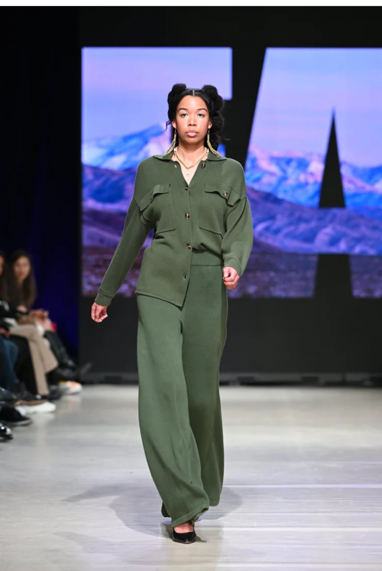 Farah Wide Leg Knit Pants in Forest Green